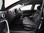 Kia Ceed Sportswagon 1.5 T-GDi MHEV DynamicLine | Automaat | LMV | Parkeer sensoren | Navigatie | DAB | Apple carplay | Camera |