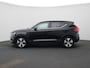 Volvo XC40 1.5 T4 Recharge Expression | LMV | Automaat | Elec. achterklep | DAB | Apple carplay | Navigatie | Climate control | Parkeer sensoren | LED | Camera |