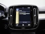 Volvo XC40 1.5 T4 Recharge Expression | LMV | Automaat | Elec. achterklep | DAB | Apple carplay | Navigatie | Climate control | Parkeer sensoren | LED | Camera |