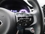 Kia Stonic 1.0 T-GDi ExecutiveLine | Automaat | Camera | Parkeer sensoren | DAB | Climate control | Stoel/Stuur verwarming | LMV | Leder | Cruise control