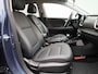 Kia Stonic 1.0 T-GDi ExecutiveLine | Automaat | Camera | Parkeer sensoren | DAB | Climate control | Stoel/Stuur verwarming | LMV | Leder | Cruise control