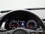 Kia Stonic 1.0 T-GDi ExecutiveLine | Automaat | Camera | Parkeer sensoren | DAB | Climate control | Stoel/Stuur verwarming | LMV | Leder | Cruise control