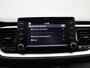 Kia Stonic 1.0 T-GDi ExecutiveLine | Automaat | Camera | Parkeer sensoren | DAB | Climate control | Stoel/Stuur verwarming | LMV | Leder | Cruise control