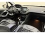 Peugeot 208 1.2 110pk Première 110 pk Panoramadak | 17 inch LM velgen | Navigatie | kuipstoelen | Climate Control