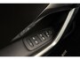 Peugeot 208 1.2 110pk Première 110 pk Panoramadak | 17 inch LM velgen | Navigatie | kuipstoelen | Climate Control