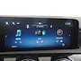 Mercedes-Benz CLA 180 Business Line | 360° Camera | Voorstoelen Verwarmd | Dodehoek assistent | Apple Carplay & Android Auto | 17 Inch Lichtmetalen Velgen