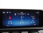 Mercedes-Benz A-klasse 180 Star Edition AMG Line | Panorama - Schuifdak | Trekhaak Wegklapbaar | Multibeam Led | Nightpakket | Sfeerverlichting | 18" Lichtmetalen AMG Velgen