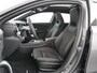 Mercedes-Benz A-klasse 180 Star Edition AMG Line | Panorama - Schuifdak | Trekhaak Wegklapbaar | Multibeam Led | Nightpakket | Sfeerverlichting | 18" Lichtmetalen AMG Velgen