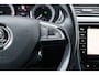 Skoda Octavia Combi 1.0 TSI Greentech Style Business Automaat | Stoelverwarming | Trekhaak | 18 Inch | Camera | LED | Canton
