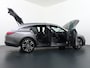 Mercedes-Benz CLA Shooting Brake 180 Star Edition Luxury Line | Achteruitrijcamera | DAB+ Radio | Voorstoelen Verwarmd | Distronic Cruise Control | 18" Lichtmetalen Velgen | Sfeerverlichting