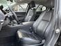 Mazda 3 2.0 e-SkyActiv-X M Hybrid 180 Automaat Luxury | Rijklaarprijs! | Trekhaak | Navigatie | Leder | HUD | Bose Geluidsysteem | Incl 36 mnd garantie! |