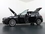 Mercedes-Benz A-klasse 250 e Star Edition AMG Line | Panorama - Schuifdak | Distronic Cruise Control | DAB+ Radio | Achteruitrij Camera | Multibeam Led | Voorstoelen Verwarmd | Sfeerverlichting