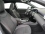 Mercedes-Benz A-klasse 250 e Star Edition AMG Line | Panorama - Schuifdak | Distronic Cruise Control | Multibeam Led | Voorstoelen Verwarmd | Nightpakket | 19" Lichtmetalen AMG Velgen | Sfeerverlichting