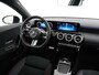 Mercedes-Benz A-klasse 250 e Star Edition AMG Line | Panorama - Schuifdak | Distronic Cruise Control | Multibeam Led | Voorstoelen Verwarmd | Nightpakket | 19" Lichtmetalen AMG Velgen | Sfeerverlichting