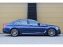 BMW 5-Serie 520i High Executive * ComfortStoelen * Harman/Kardon * M-Sportpakket * Schuifdak * Trekhaak *