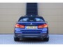 BMW 5-Serie 520i High Executive * ComfortStoelen * Harman/Kardon * M-Sportpakket * Schuifdak * Trekhaak *