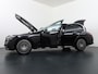 Mercedes-Benz E-klasse 300 e 4MATIC AMG Line Rijassistentiepakket, Panoramadak, 20 inch Multispaaks AMG velgen