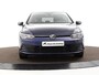 Volkswagen Golf 1.0 TSI 110pk Life · Apple/Android Car Play · Navi · P-Sensoren · ACC · DAB · Getint Glas · Sfeerverlichting · 16'' Inch · Garantie t/m 30-08-2027 of 100.000km