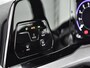Volkswagen Golf 1.0 TSI 110pk Life · Apple/Android Car Play · Navi · P-Sensoren · ACC · DAB · Getint Glas · Sfeerverlichting · 16'' Inch · Garantie t/m 30-08-2027 of 100.000km