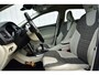 Volvo V40 2.0 T2 Momentum | Led | NL-Auto | Dealeronderhouden |