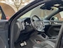 Volvo XC40 Recharge P8 AWD R-Design 1e eigenaar | Origineel NL auto | Pano | Harman Kardon | 360° Camera | Elec. trekhaak | Rijklaar met 12 mnd BOVAG | BTW verrekenbaar
