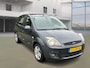 Ford Fiesta 1.3-8V Futura XL/ LAAG KM/ ZEER NETJES/ VELGEN