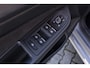 Volkswagen Golf 1.5 eTSI Style | Pano | Matrix LED | Massage