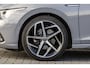 Volkswagen Golf 1.5 eTSI Style | Pano | Matrix LED | Massage
