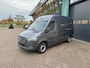 Mercedes-Benz Sprinter 317 L2H2 2x Schuifdeur Alarm KL3 Adaptieve cruise Digitale binnenspiegel Pro Trekhaak 3.5T Smartphone integratie Stuurwiel verwarming 270gr Deuren Betimmering