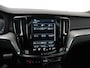 Volvo V60 2.0 T6 Recharge AWD R-Design | Panoramadak | Trekhaak | Harman/Kardon | Zondag Open!