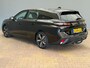 Peugeot 308 SW 1.6 Plug-in Hybrid 180 Active Pack Business Apple Carplay / Android Auto | LED Koplampen | 17"" lichtmetalen velgen | Trekhaak | Climate Controle | Cruise Controle | Parkeersensoren | | Apple Carplay/Android Auto|telefoonintegratie premium | Bestuurdersstoel in hoogte verstelbaar | Buitenspiegels elektrisch verstel- en verwarmbaar