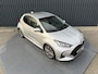 Toyota Yaris 1.5 Hybrid Executive | Creme LEER | JBL | BSM | Head-up | Rijklaar!!