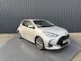 Toyota Yaris 1.5 Hybrid Executive | Creme LEER | JBL | BSM | Head-up | Rijklaar!!