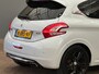 Peugeot 208 1.6 THP GTi | JBL Audio | Panoramadak | Climate Controle | Cruise Control | Parkeersensoren | 17'' Lichtmetalen velgen'| Achterbank in delen neerklapbaar | Anti Blokkeer Systeem | Armsteun voor
