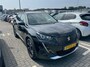 Peugeot 2008 1.2 PureTech Allure | Apple Carplay / Android Auto | Climate Controle | Parkeersensoren | Cruise Controle |17'' Lichtmetalen velgen{ uitgelichte-opties}