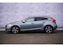 Volvo V40 T3 Polar+ Sport | Navi | Panoramadak | Harman Kardon Audio | LED | Camera | Stoelverwarming | Getint Glas | DAB | Keyless | Volvo On Call | 17" LM