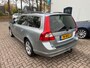 Volvo V70 2.0 T Summum Leder Stoelverwarming Trekhaak PDC