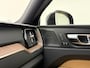 Volvo XC60 T8 Long Range 455pk AWD Ultimate Dark / 22 inch / HUD / Luchtvering / Geventileerde massagestoelen / Panorama dak /