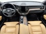 Volvo XC60 T8 Long Range 455pk AWD Ultimate Dark / 22 inch / HUD / Luchtvering / Geventileerde massagestoelen / Panorama dak /
