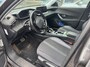 Peugeot 2008 1.2 PureTech Allure | Achteruitrijcamera | Climate Control | Cruise Control | Extra getinte ramen | 17'' Lichtmetalen velgen |'| Achterbank in delen neerklapbaar | Achteruitrijcamera | Airco (automatisch)