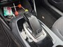 Peugeot 2008 1.2 PureTech Allure | Achteruitrijcamera | Climate Control | Cruise Control | Extra getinte ramen | 17'' Lichtmetalen velgen |'| Achterbank in delen neerklapbaar | Achteruitrijcamera | Airco (automatisch)