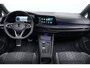 Volkswagen Golf 1.5 eTSI 3x R-Line Automaat 150 PK | Pano-dak | CarPlay | Acc | Stoel + Stuurverwarming | Camera | Led | Pdc | Sfeer |
