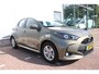 Toyota Yaris 1.5 Hybrid 115 Active | Automaat | Camera | L.M. Velgen | Apple Carplay / Android Auto | Oxide Bronze metallic |