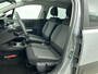 Citroën C3 1.2 C-Series 82pk | Trekhaak | Navigatie | Climate Control | Cruise Control | Parkeersensoren Achter | DAB Ontvanger | LED | 16" Lichtmetalen Velgen | Apple Carplay/Android Auto |