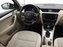 Skoda Octavia Combi 1.8 TSI 180PK Greentech Elegance Businessline AUTOMAAT / 1600KG TREKKEN / XENON / KEYLESS / CANTON / GR NAVI / CLIMA / PDC / NL-AUTO