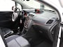 Opel Mokka 1.4 140PK Turbo Cosmo | AGR Stoelen | Armsteun | Trekhaak | Climate Control | Cruise Control | Camera | 17" LMV | Goed Onderhouden | Isofix | Privacy Glass |