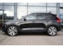 Volvo XC40 Recharge P8 AWD R-Design | 20 Inch | Panorama Dak | Harman Kardon | Pilot Assist | Elektrische Stoelen | Memory Seats | Elektrische Achterklep | Stoel & Stuurverwarming |