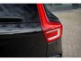Volvo XC40 Recharge P8 AWD R-Design | 20 Inch | Panorama Dak | Harman Kardon | Pilot Assist | Elektrische Stoelen | Memory Seats | Elektrische Achterklep | Stoel & Stuurverwarming |