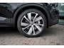 Volvo XC40 Recharge P8 AWD R-Design | 20 Inch | Panorama Dak | Harman Kardon | Pilot Assist | Elektrische Stoelen | Memory Seats | Elektrische Achterklep | Stoel & Stuurverwarming |