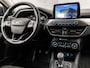 Ford Focus 1.0 EcoBoost Titanium Sport (APPLE CARPLAY, GROOT NAVI, CLIMATE, CAMERA, KEYLESS, LM VELGEN, SPORTSTOELEN, LED KOPLAMPEN, LANE ASSIST, DAB+, NIEUWSTAAT)